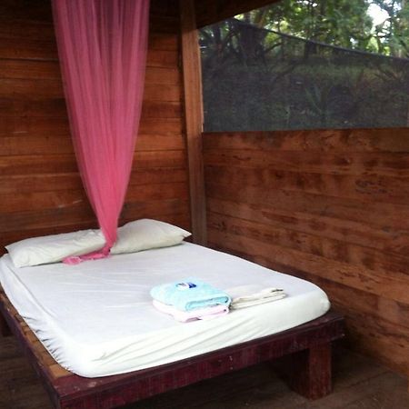 Howlers Bay Hotel Boca Chica Luaran gambar