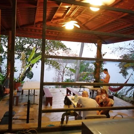 Howlers Bay Hotel Boca Chica Luaran gambar