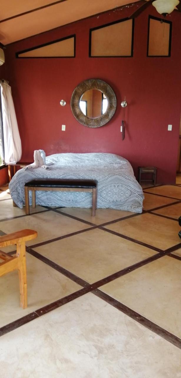 Howlers Bay Hotel Boca Chica Luaran gambar